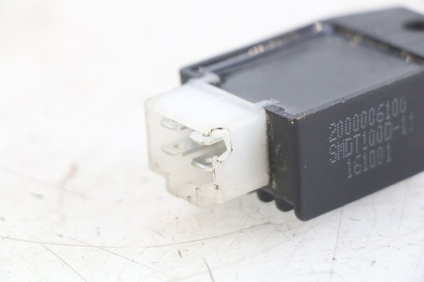 photo de REGULATEUR CHARGE PEUGEOT KISBEE 2T 50 (2010 - 2017) - Zoom état d’usage