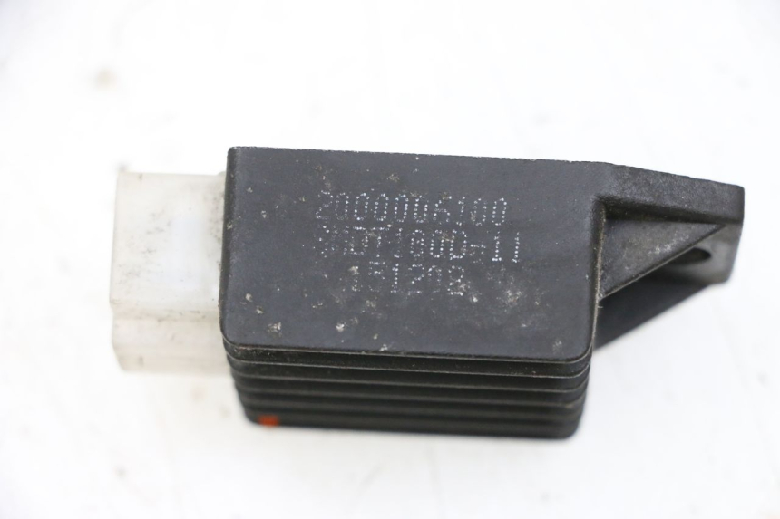 photo de REGULATEUR CHARGE PEUGEOT KISBEE 2T 50 (2010 - 2017) - Détail de la pièce