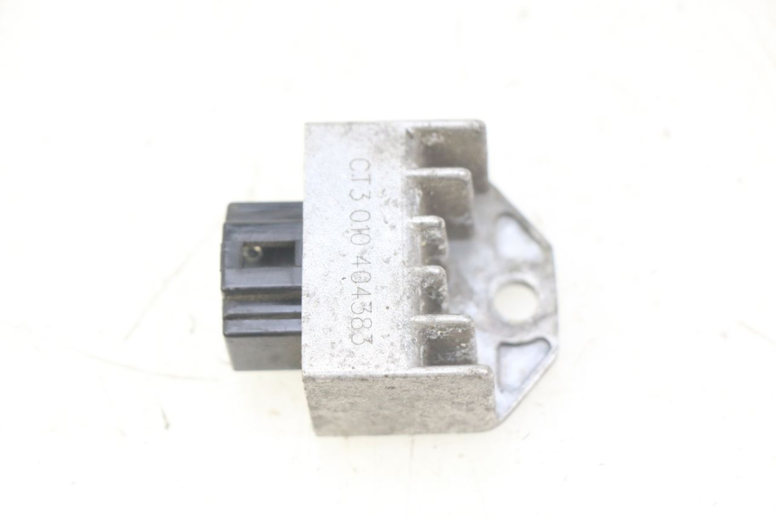 photo de REGULATEUR CHARGE PEUGEOT KISBEE 4T 50 (2010 - 2017) - Vue principale