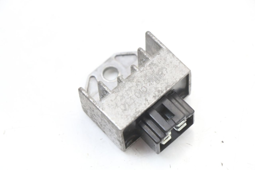 photo de REGULATEUR CHARGE PEUGEOT KISBEE 4T 50 (2010 - 2017) - Vue principale