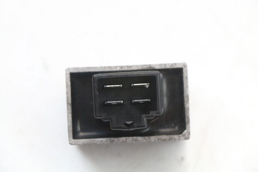 photo de REGULATEUR CHARGE PEUGEOT KISBEE 4T 50 (2010 - 2017) - Zoom état d’usage