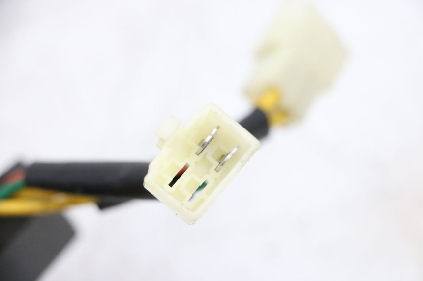 photo de RÉGULATEUR DE CHARGE PEUGEOT KISBEE 4T 50 (2018 - 2022) - Zoom état d’usage