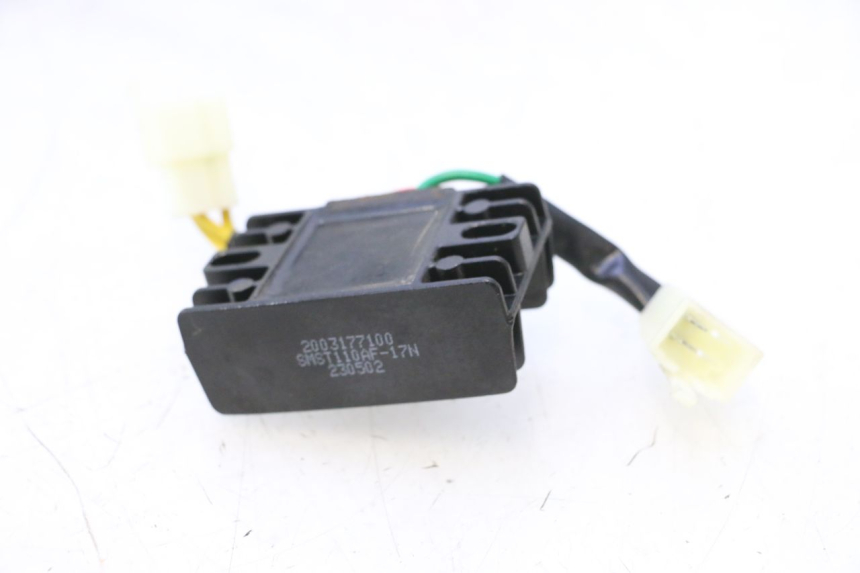 photo de REGULATEUR CHARGE PEUGEOT KISBEE 4T 50 (2023 - 2026) - Détail de la pièce