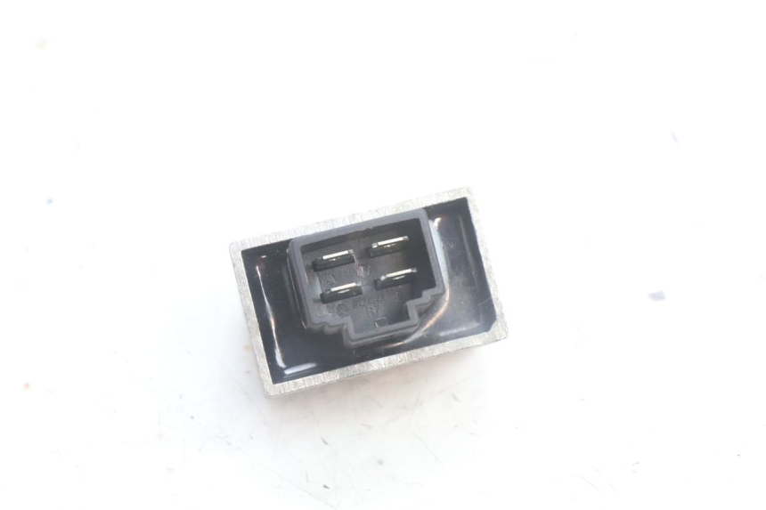 photo de REGULATEUR CHARGE PEUGEOT KISBEE 4T 50 (2010 - 2017) - Zoom état d’usage