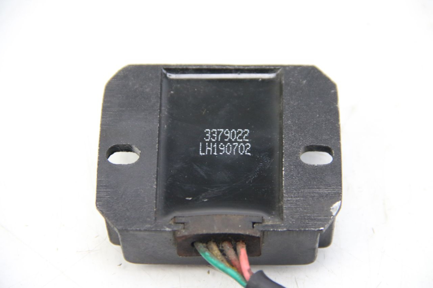 photo de RÉGULATEUR DE CHARGE ORCAL KITE 4T 50 (2019 - 2023) - Zoom état d’usage