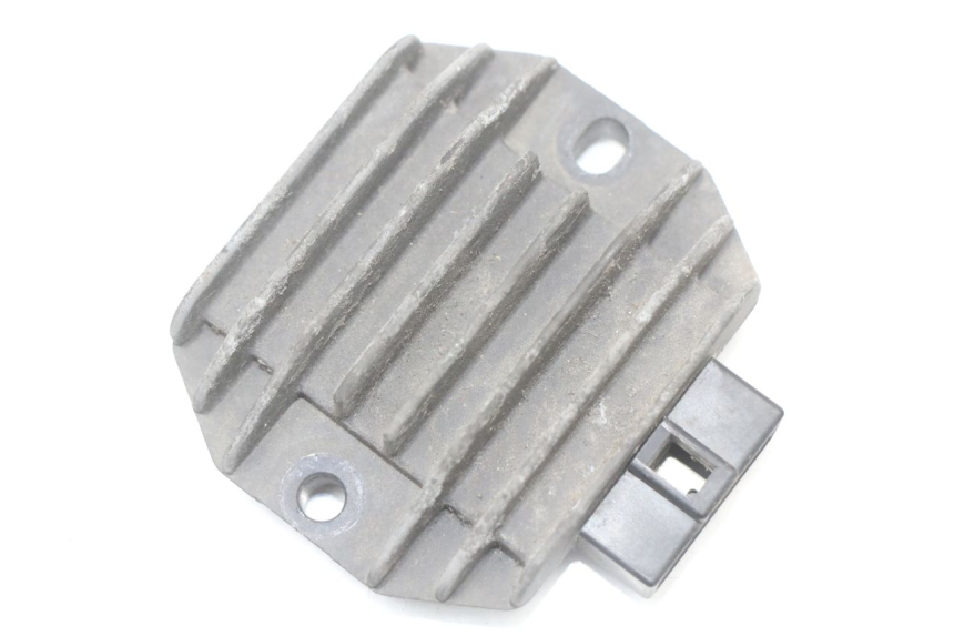 photo de REGULATEUR CHARGE RENAULT KOURANOS 125 (2001 - 2004) - Vue principale