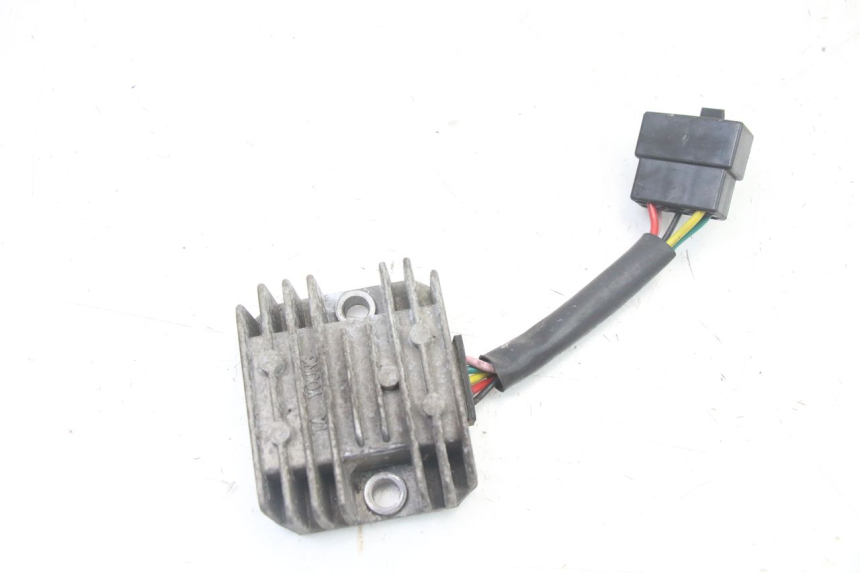 photo de REGULATEUR CHARGE KYMCO AGILITY 4T 50 (2018 - 2022) - Vue principale