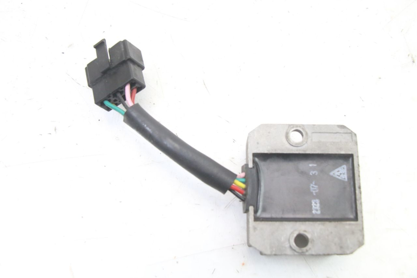 photo de REGULATEUR CHARGE KYMCO AGILITY 4T 50 (2018 - 2022) - Autre angle de vue