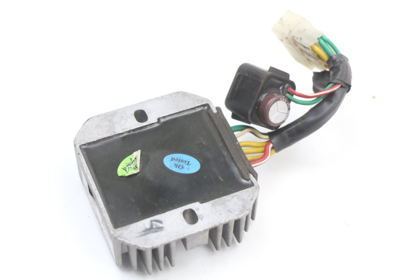 photo de REGULATEUR CHARGE PIAGGIO LIBERTY 4T 50 (2018 - 2021) - Détail de la pièce