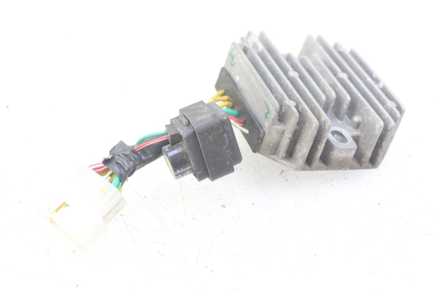 photo de REGULATEUR CHARGE PIAGGIO LIBERTY IGET 4T 50 (2015 - 2020) - Vue principale