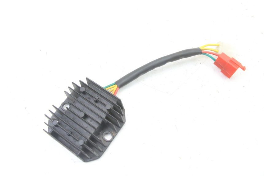 photo de REGULATEUR CHARGE LONGJIA SHARPY 125 (2020 - 2024) - Vue principale