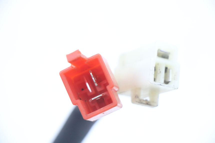 photo de REGULATEUR CHARGE LONGJIA SHARPY 125 (2020 - 2024) - Gros plan technique