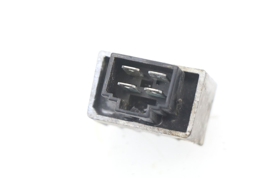 photo de REGULATEUR CHARGE PEUGEOT LUDIX 50 (2008 - 2017) - Autre angle de vue