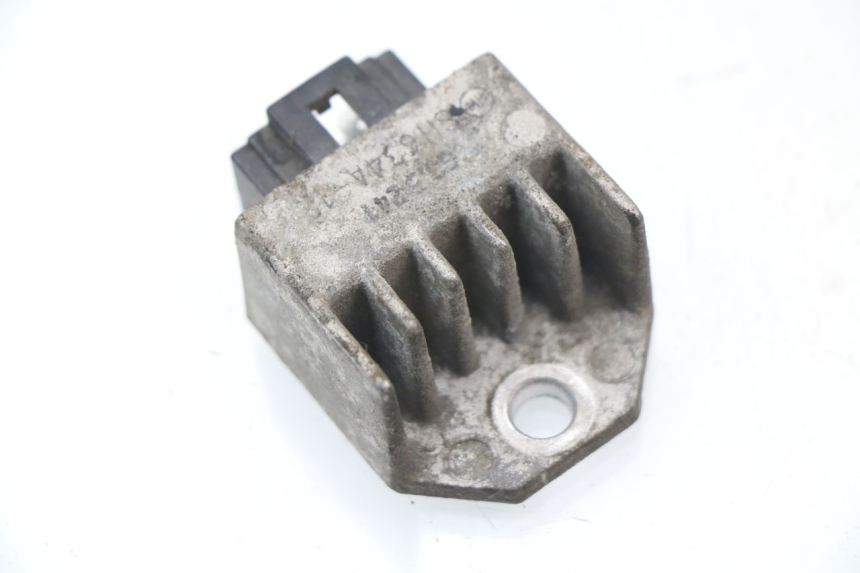 photo de REGULATEUR CHARGE PEUGEOT LUDIX 50 (2008 - 2017) - Vue principale