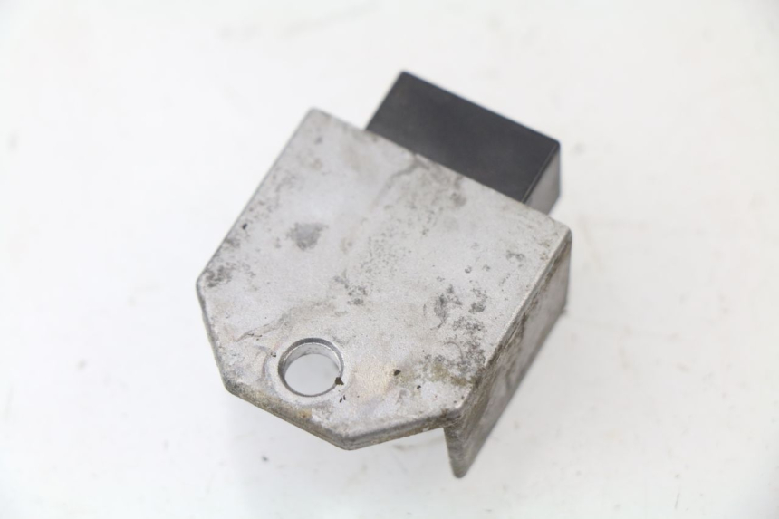 photo de REGULATEUR CHARGE PEUGEOT LUDIX 50 (2008 - 2017) - Zoom état d’usage