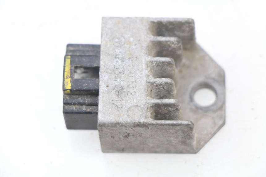 photo de REGULATEUR CHARGE PEUGEOT LUDIX 50 (2008 - 2017) - Vue principale