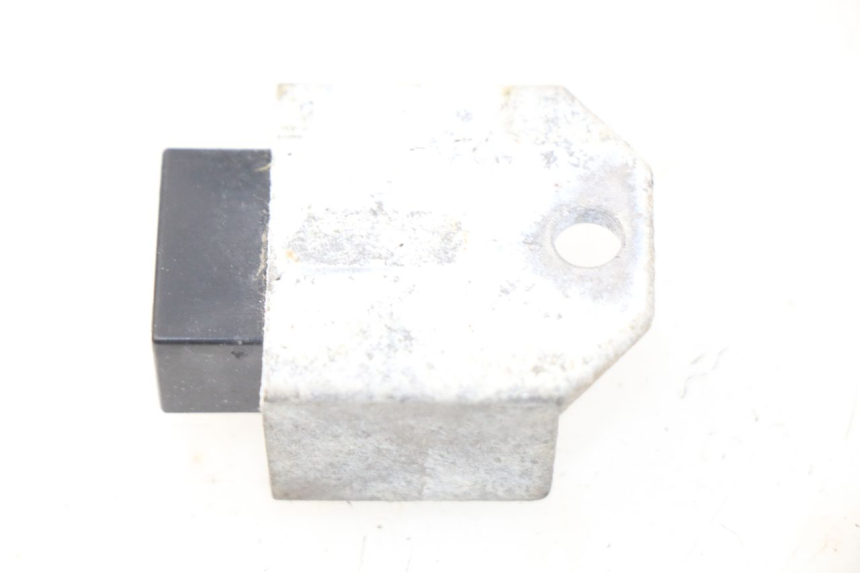 photo de REGULATEUR CHARGE PEUGEOT LUDIX 50 (2005 - 2007) - Détail de la pièce