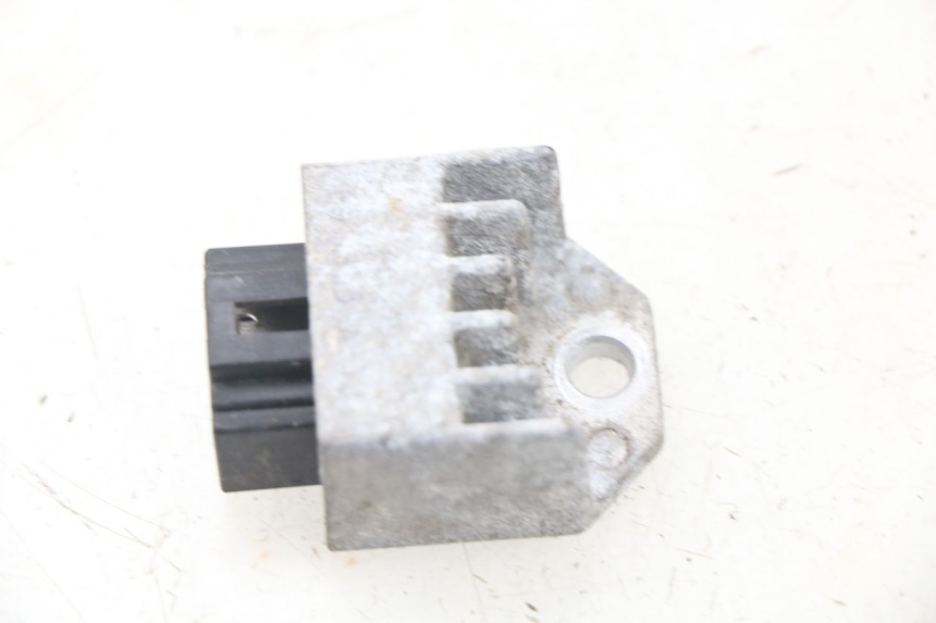 photo de REGULATEUR CHARGE PEUGEOT LUDIX 50 (2008 - 2017) - Vue principale