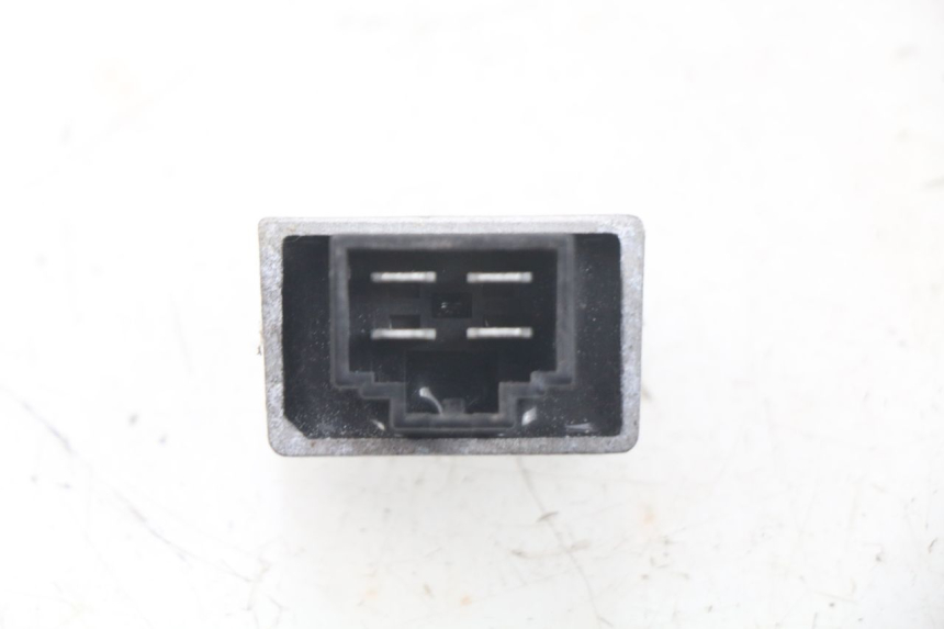 photo de REGULATEUR CHARGE PEUGEOT LUDIX 50 (2008 - 2017) - Autre angle de vue