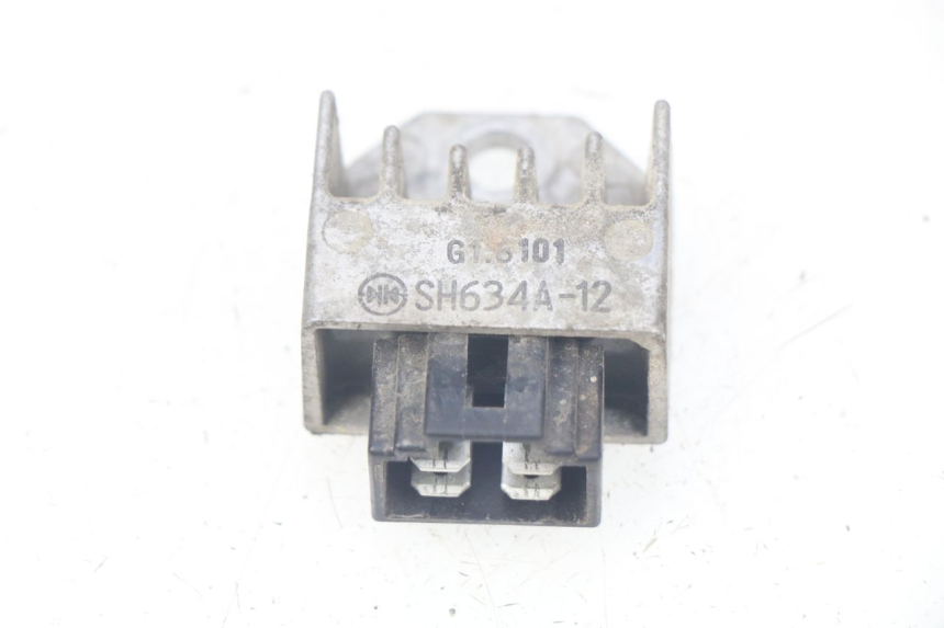 photo de REGULATEUR CHARGE PEUGEOT LUDIX 50 (2008 - 2017) - Vue principale