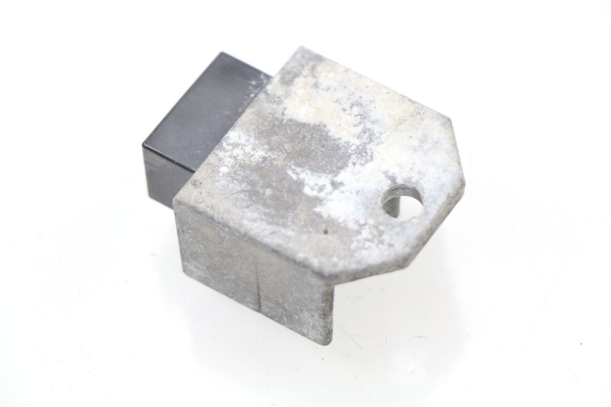 photo de REGULATEUR CHARGE PEUGEOT LUDIX ONE 50 (2005 - 2008) - Détail de la pièce