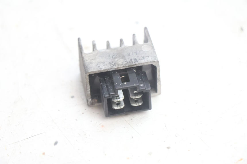 photo de REGULATEUR CHARGE PEUGEOT LUDIX PRO 2T 50 (2010 - 2017) - Zoom état d’usage