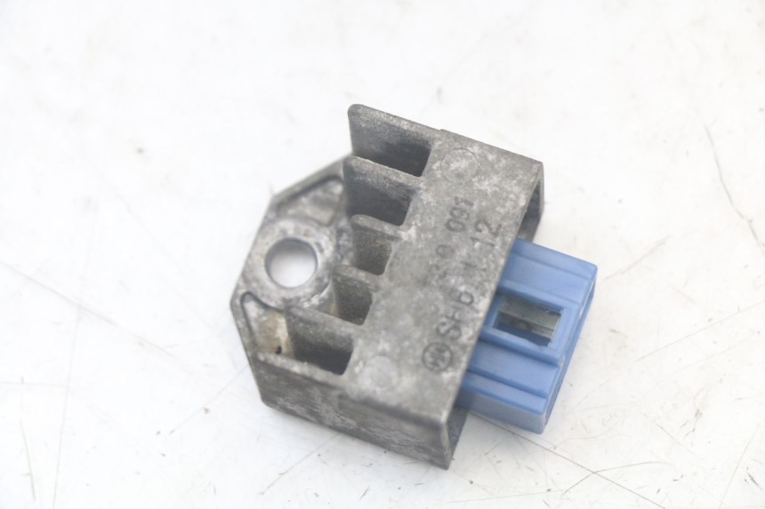 photo de REGULATEUR CHARGE MBK MACH G AC 50 (2002 - 2014) - Vue principale