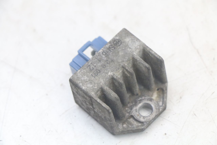 photo de REGULATEUR CHARGE MBK MACH G AC 50 (2002 - 2014) - Zoom état d’usage