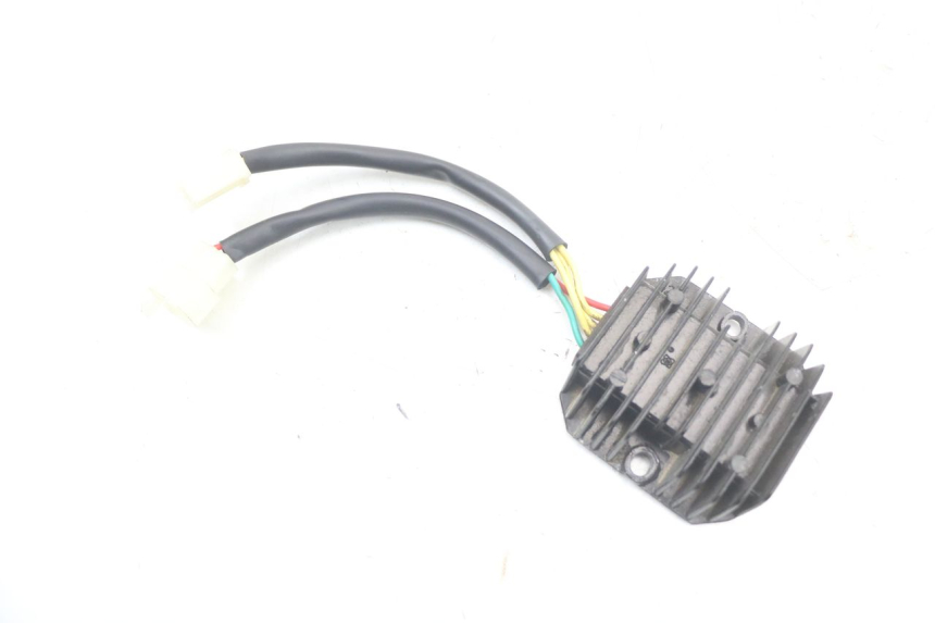 photo de REGULATEUR CHARGE MASAI SCRAMBLER SPORT 125 (2021 - 2025) - Détail de la pièce