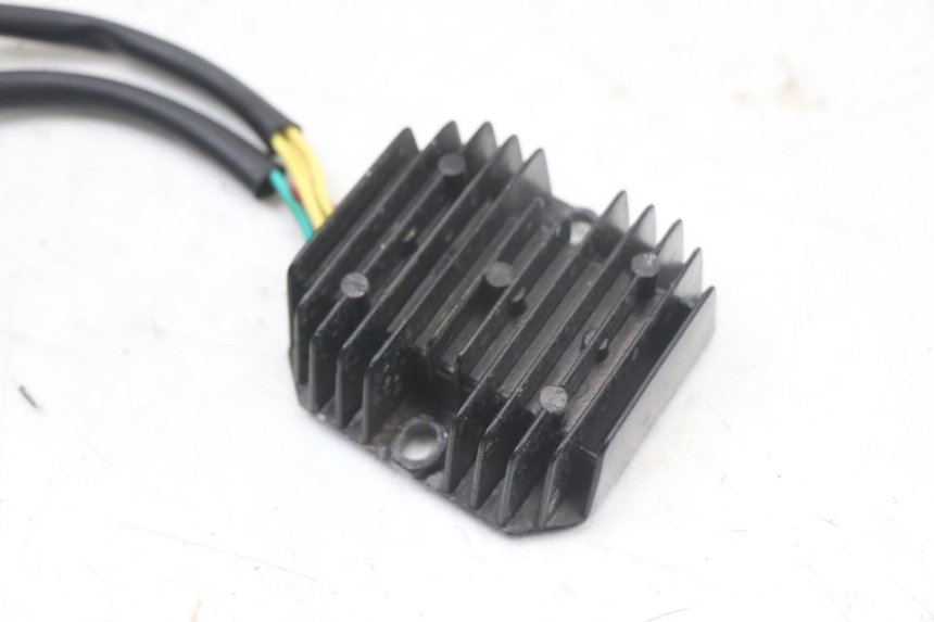 photo de REGULATEUR CHARGE MASAI SCRAMBLER SPORT 125 (2021 - 2025) - Zoom état d’usage