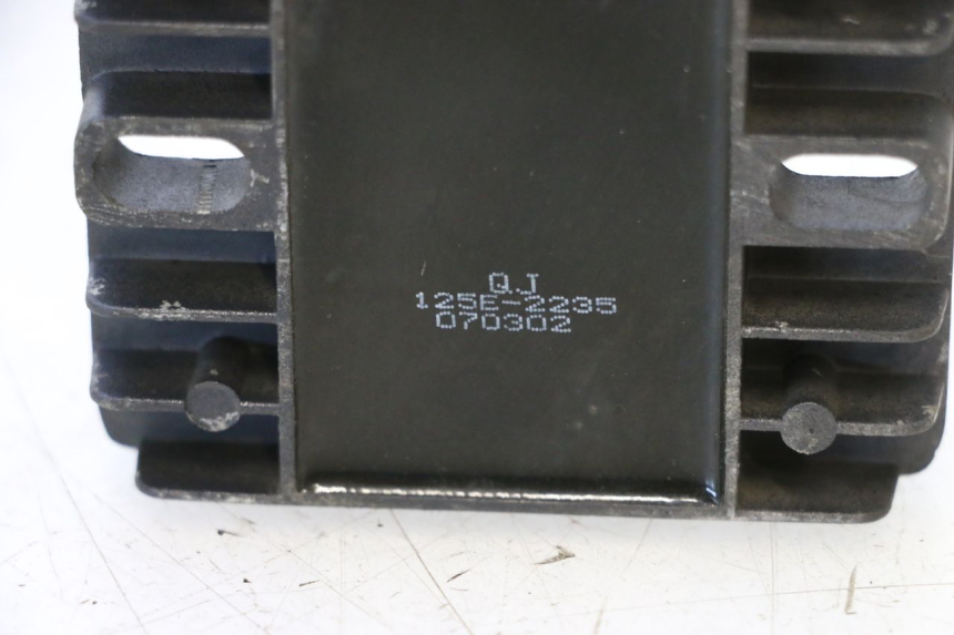 photo de REGULATEUR CHARGE KEEWAY MATRIX RX9 125 (2006 - 2007) - Détail de la pièce