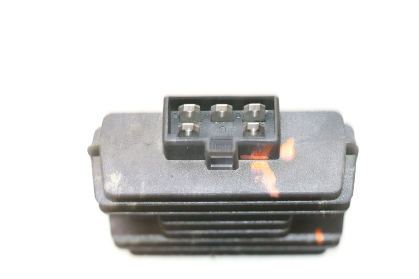photo de REGULATEUR CHARGE KEEWAY MATRIX RX9 125 (2006 - 2007) - Zoom état d’usage