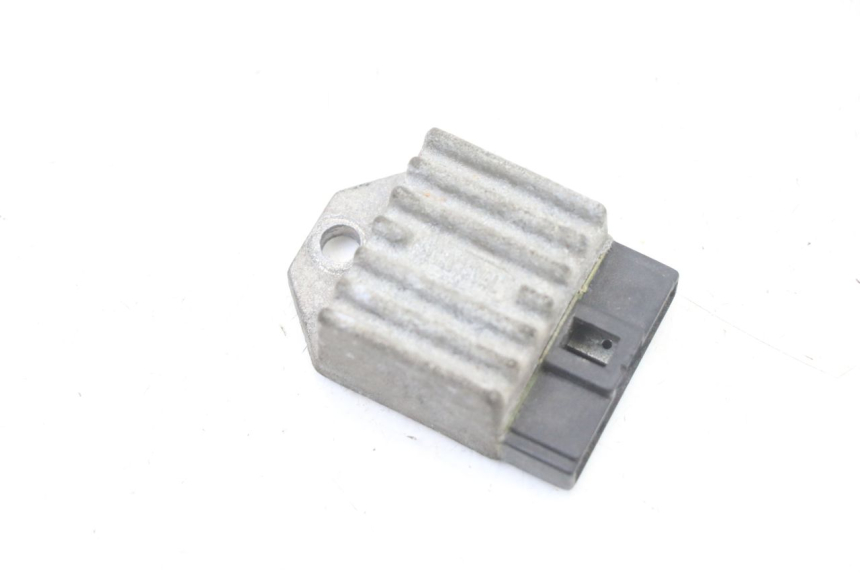 photo de REGULATEUR CHARGE MBK BOOSTER NEXT GENERATION 50 (1995 - 1998) - Vue principale