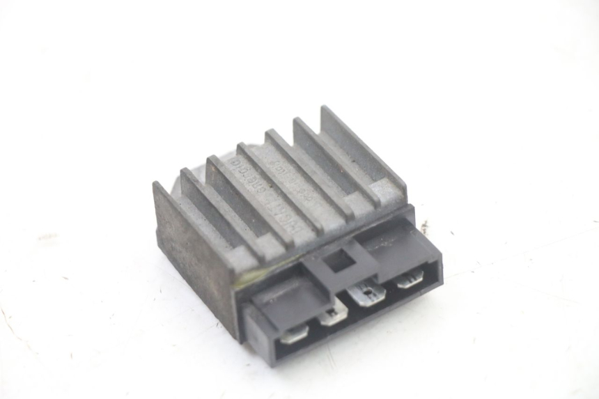 photo de REGULATEUR CHARGE MBK X-LIMIT XLIMIT 50 (2007 - 2012) - Détail de la pièce