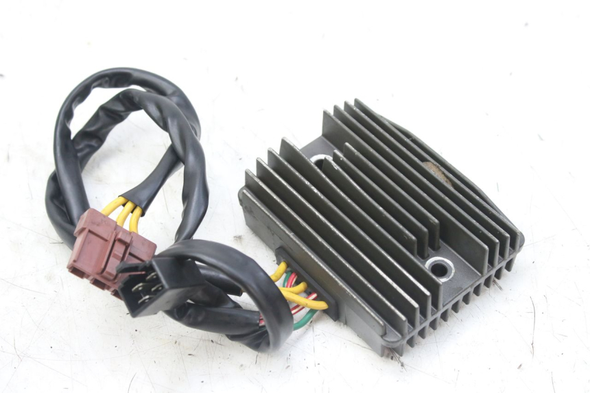 photo de RÉGULATEUR DE CHARGE PIAGGIO MP3 RL 250 (2006 - 2010) - Zoom état d’usage