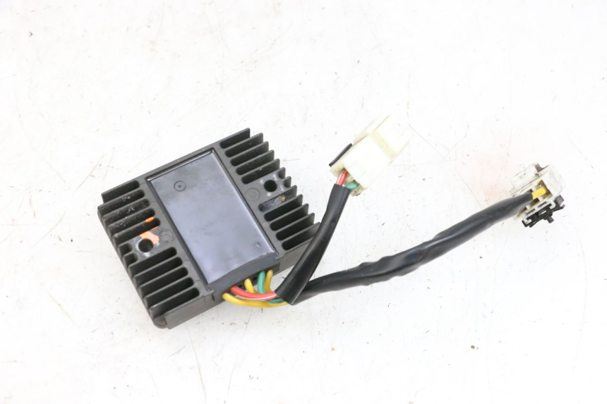 photo de RÉGULATEUR DE CHARGE PIAGGIO MP3 500 (2014 - 2017) - Détail de la pièce