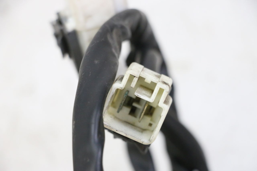 photo de RÉGULATEUR DE CHARGE PIAGGIO MP3 500 (2014 - 2017) - Autre angle de vue