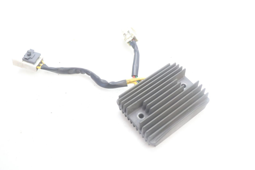 photo de REGULATEUR CHARGE PIAGGIO MP3 500 (2016 - 2018) - Vue principale