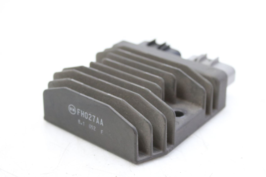 photo de REGULATEUR CHARGE YAMAHA MT-07 MT07 700 (2018 - 2020) - Zoom état d’usage