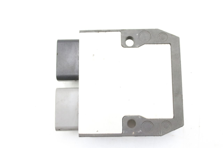photo de REGULATEUR CHARGE YAMAHA MT-07 MT07 700 (2018 - 2020) - Points de fixation