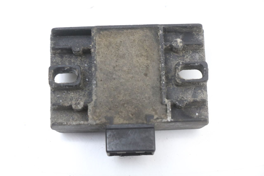 photo de REGULATEUR CHARGE MBK MW TRYPTIK 125 (2014 - 2016) - Détail de la pièce