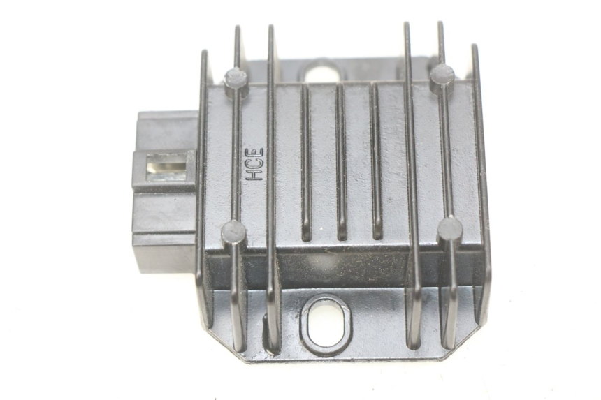 photo de REGULATEUR CHARGE YAMAHA N-MAX NMAX 125 (2017 - 2020) - Vue principale