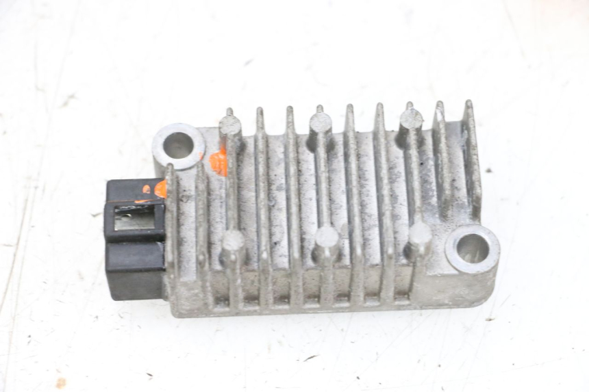 photo de REGULATEUR CHARGE YAMAHA NEOS NEO'S 4T 50 (2008 - 2016) - Vue principale