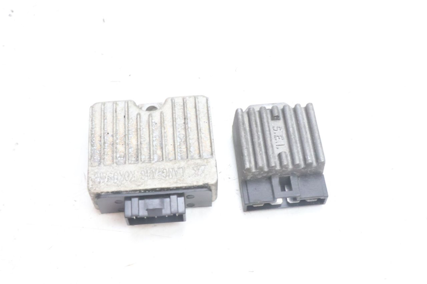 photo de REGULATEUR CHARGE PIAGGIO NEW TYPHOON 50 (2018 - 2021) - Vue principale