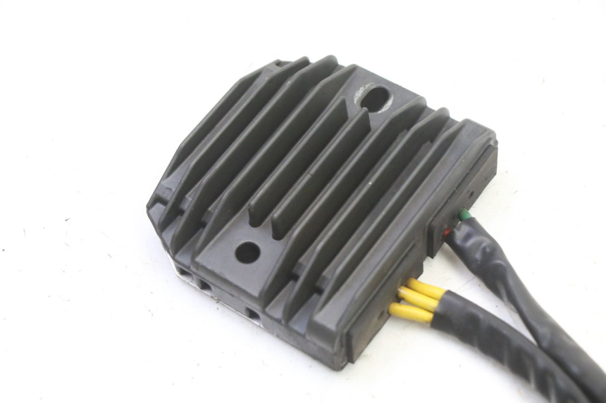 photo de REGULATEUR CHARGE HONDA NTV DEAUVILLE ABS 700 (2007 - 2016) - Autre angle de vue
