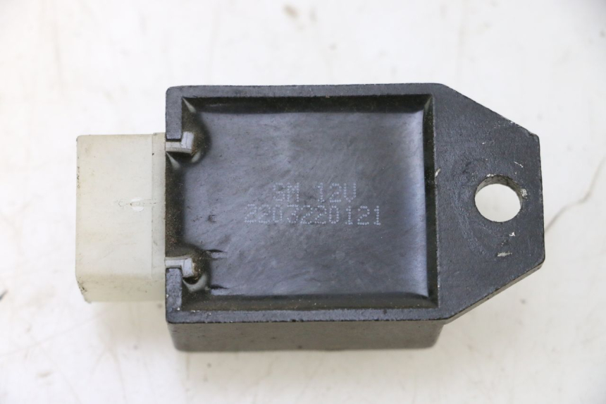 photo de RÉGULATEUR DE CHARGE JM MOTORS OLDIES 4T 50 (2010 - 2020) - Autre angle de vue