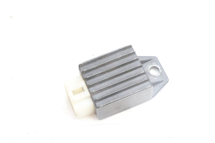 photo de RÉGULATEUR DE CHARGE JM MOTORS OLDIES 4T 50 (2010 - 2020) - Vue principale