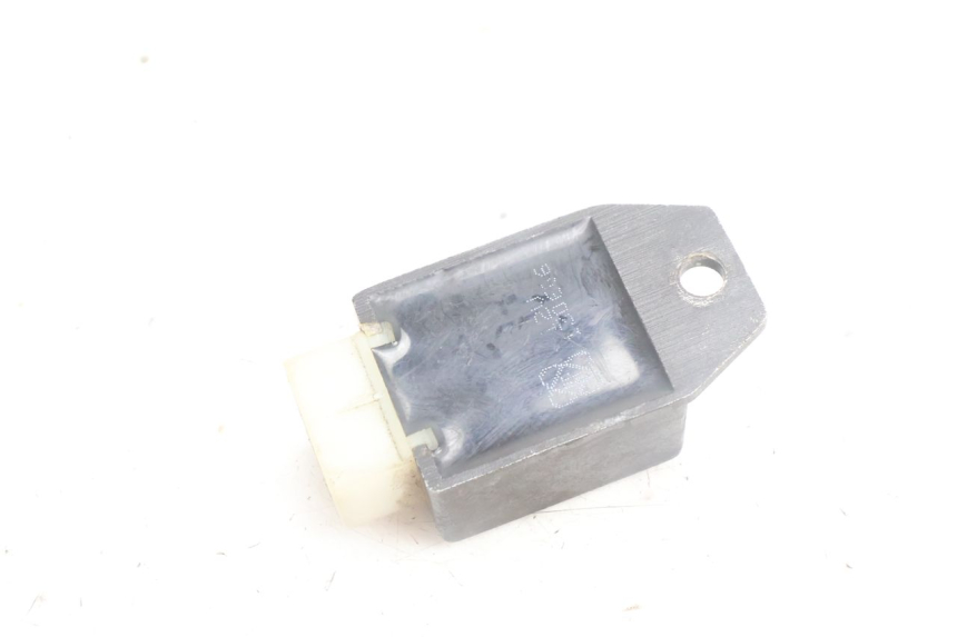 photo de RÉGULATEUR DE CHARGE JM MOTORS OLDIES 4T 50 (2010 - 2020) - Autre angle de vue