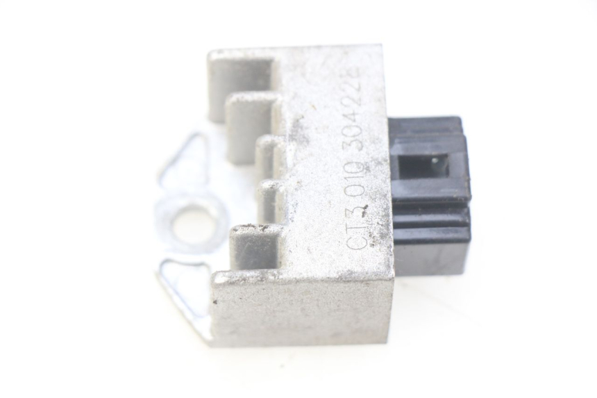 photo de REGULATEUR CHARGE SYM ORBIT 2 2T 50 (2008 - 2018) - Vue principale