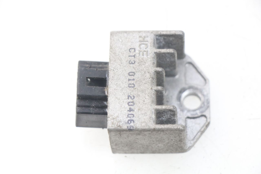 photo de RÉGULATEUR DE CHARGE SYM ORBIT 2 4T 50 (2008 - 2017) - Vue principale